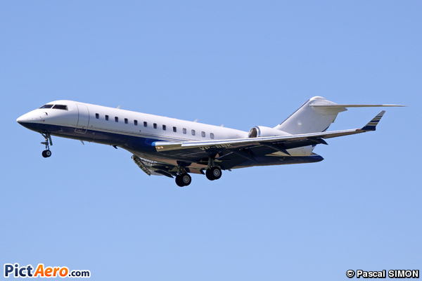 Bombardier BD-700-1A10 Global Express (Untitle / Private)