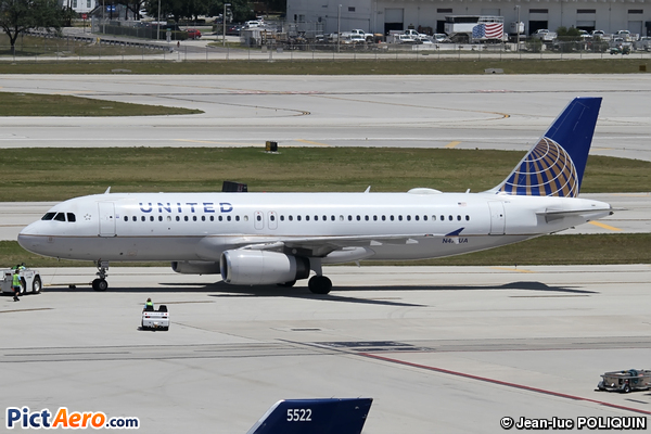Airbus A330-232 (United Airlines)