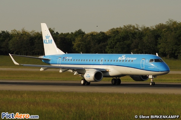 Embraer ERJ-190 STD (KLM Cityhopper)