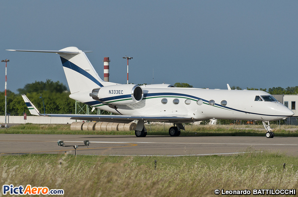 Gulfstream Aerospace G-IV Gulfstream IV (Flying Falcon)