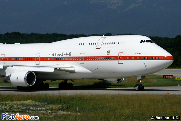 Boeing 747-4F6 (United Arab Emirates - Abu Dhabi Amiri Flight)