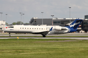Canadair CL-600-2B19 Regional Jet CRJ-200ER (N477CA)