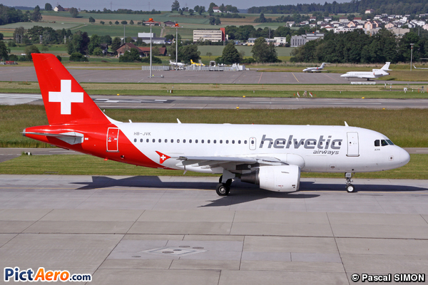 Airbus A319-112 (Helvetic Airways)