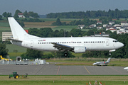 Boeing 737-3H9 (YU-ANI)