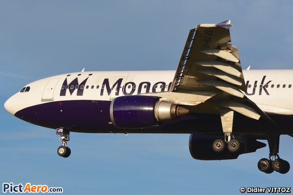 Airbus A300B4-605R (Monarch Airlines)