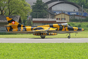 Hawker Hunter T.MK. 68 (HB-RVV)