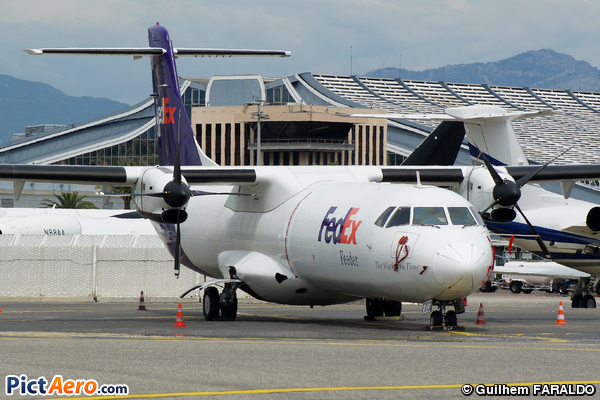 ATR 72-202F (Air Contractors)