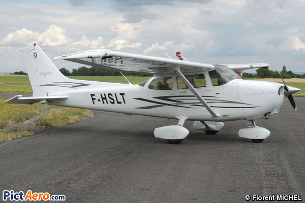Cessna 172S (Aeroclub du Sarladais)
