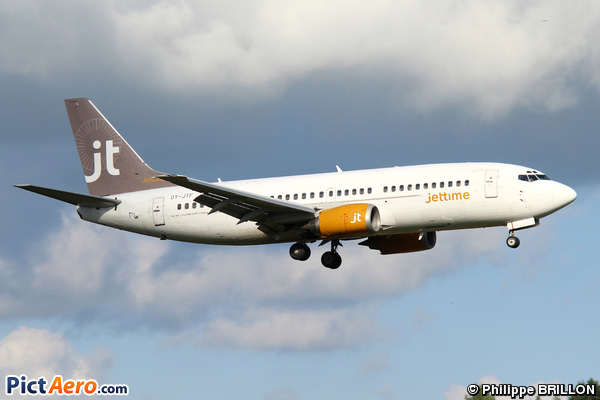 Boeing 737-382/QC (Jettime)