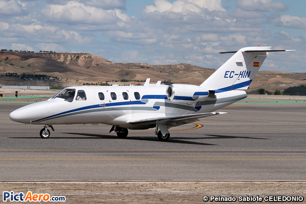 Cessna 525C CitationJet/CJ4 (Private / Privé)