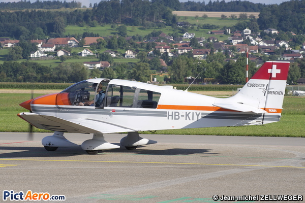 Robin DR-400-140B (Segel- und Motorfluggruppe Grenchen)