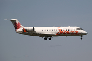 Canadair CL-600-2B19 Regional Jet CRJ-200ER (C-GUJA)