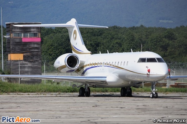 Bombardier BD-700-1A10 Global Express (Reliance Transport & Travel)