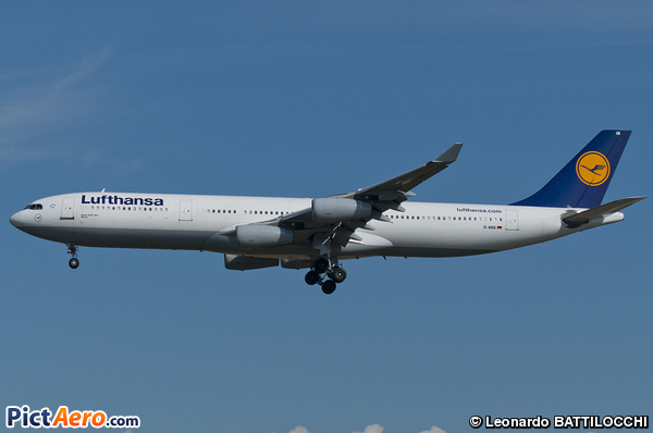 Airbus A340-311 (Lufthansa)