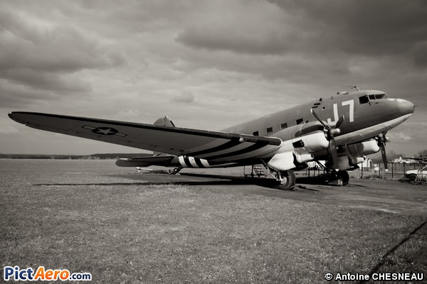 Douglas C-47A Skytrain  (Amicale Jean Baptiste Salis)