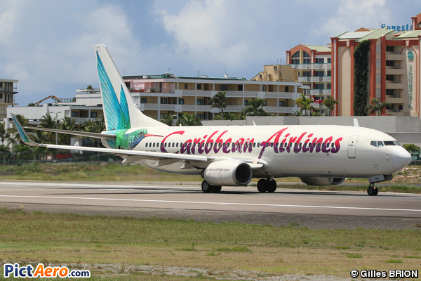 Boeing 737-8Q8/WL (Caribbean Airlines)