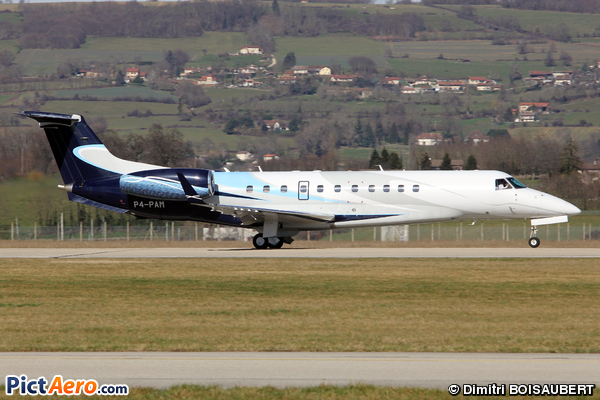 Embraer ERJ-135 BJ Legacy (Petroff Air)