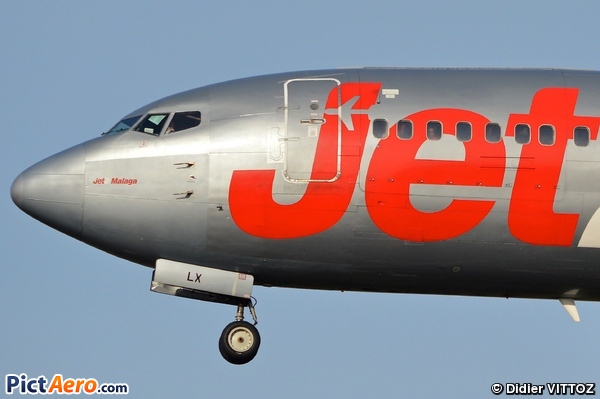 Boeing 737-377/QC (Jet2.com)