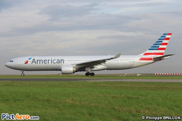 Airbus A330-223 (American Airlines)
