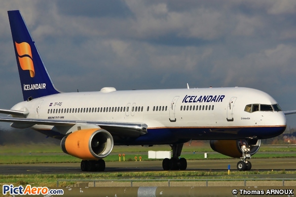 Boeing 757-256 (Icelandair)