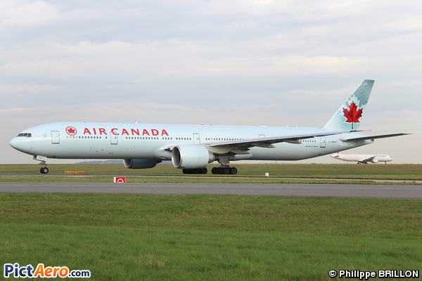 Boeing 777-333/ER (Air Canada)