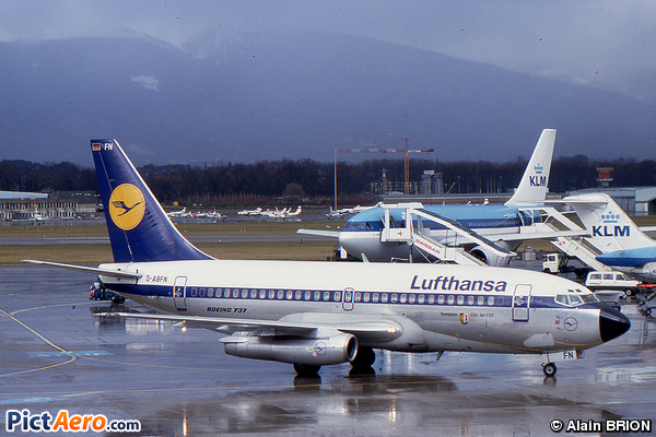 Boeing 737-230 (Lufthansa)