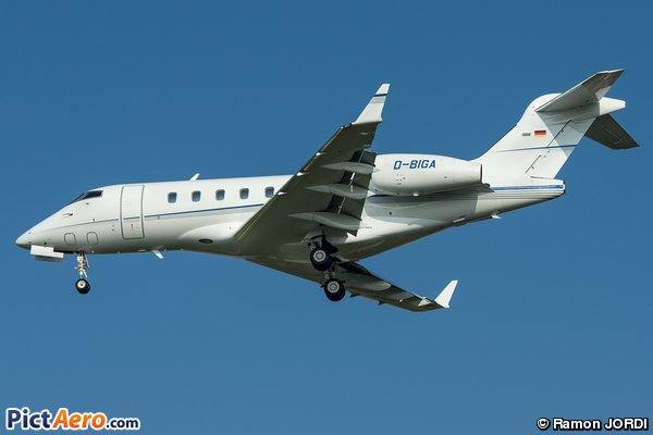 Bombardier BD-100-1A10 Challenger 300 (DC Aviation)