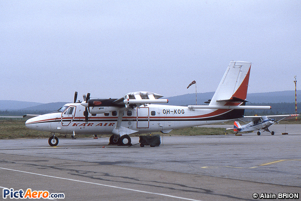 De Havilland Canada DHC-6-300 Twin Otter (Kar Air)