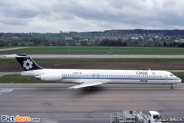 McDonnell Douglas MD-83 (DC-9-83) (Oasis International Airlines)