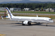 Boeing 757-23N (SX-RFA)