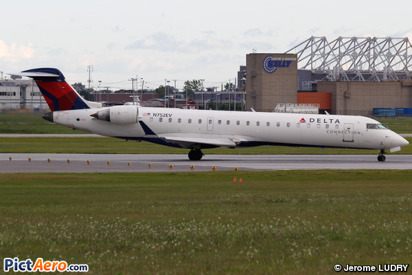 Canadair CL-600-2C10 Regional Jet CRJ-700 (Atlantic Southeast Airlines)
