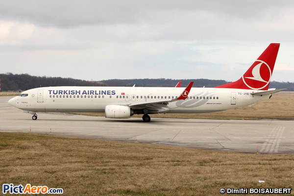 Boeing 737-9F2/ER (Turkish Airlines)