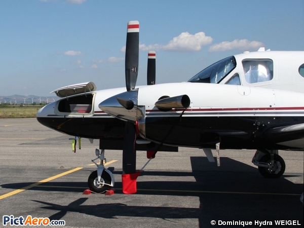 Cessna 425 Corsair/Conquest I (Private / Privé)
