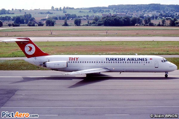 Dougals DC-9-32 (Turkish Airlines)