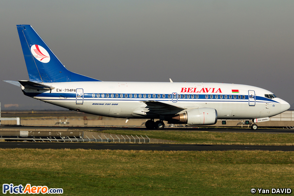 Boeing 737-505 (Belavia Belarusian Airlines)