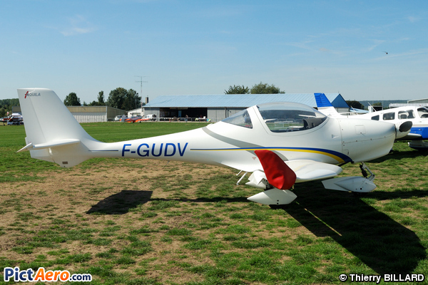 Aquila AT-01 (aéroclub paris-nord)