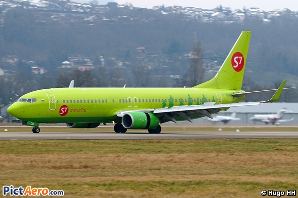 Boeing 737-8Q8 (S7 - Siberia Airlines)