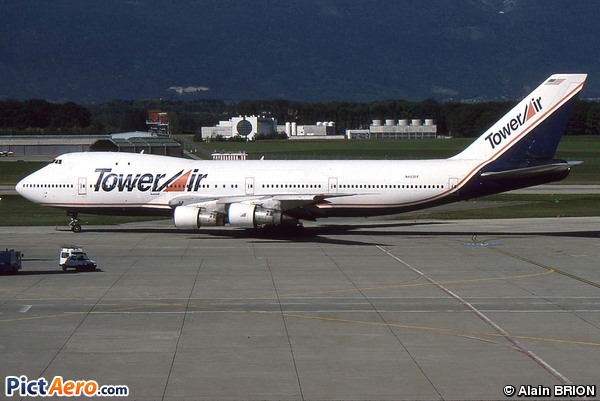 Boeing 747-130 (Tower Air)