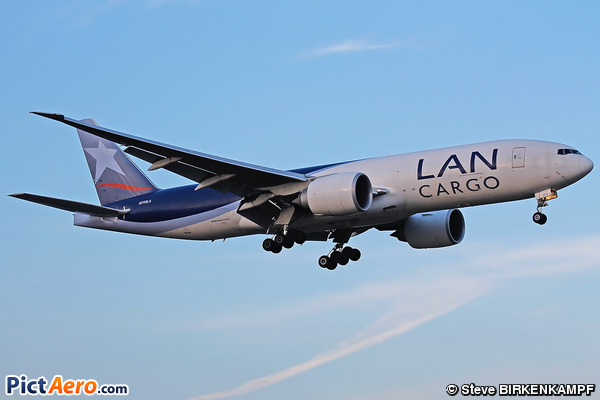 Boeing 777-F6N (LAN Cargo)