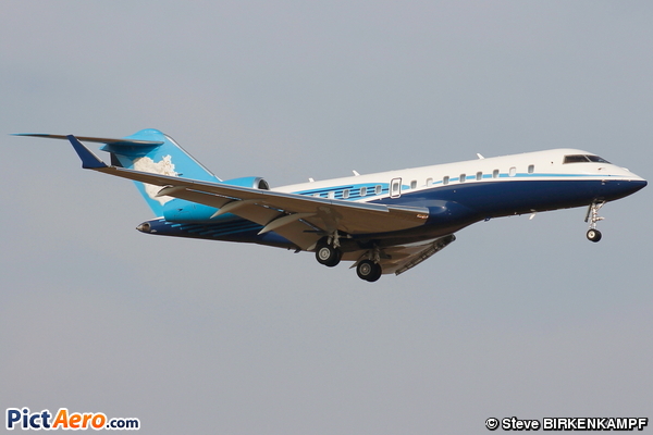 Bombardier BD-700-1A11 Global 5000 (Execujet Europe)