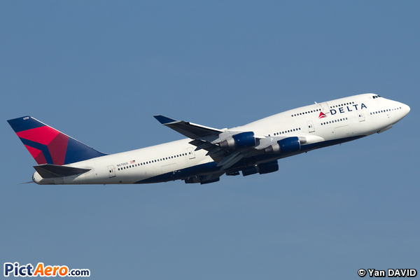 Boeing 747-451 (Northwest Airlines)