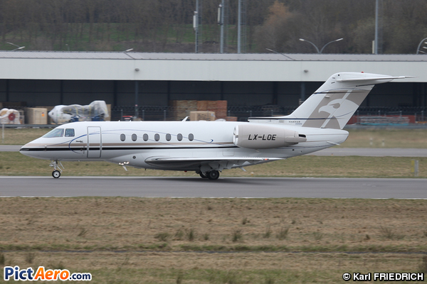 Hawker Beechcraft 4000 (Flying Group Luxembourg)