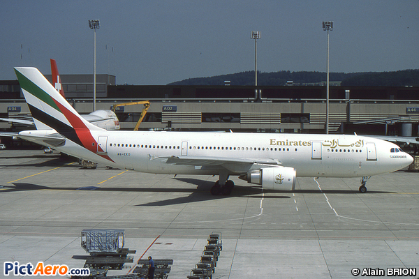 Airbus A300B4-605R (Emirates)