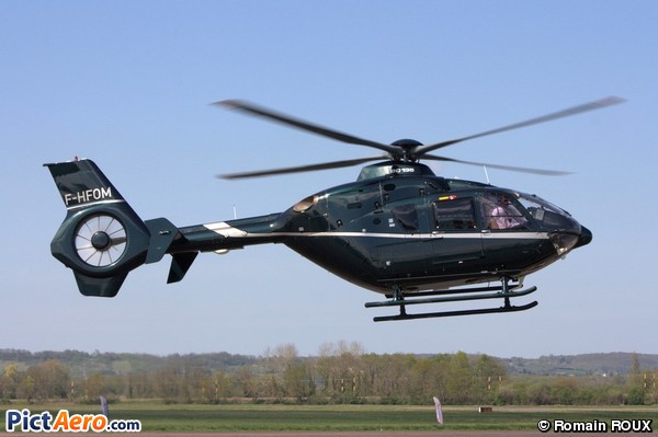 Eurocpter EC-135T-2 (Private / Privé)