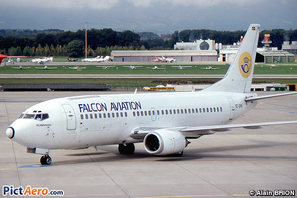 Boeing 737-33A/QC (Falcon Aviation Services)