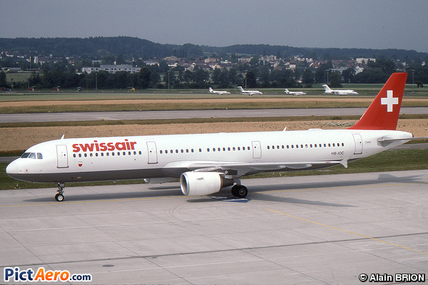 Airbus A321-111 (Swissair)