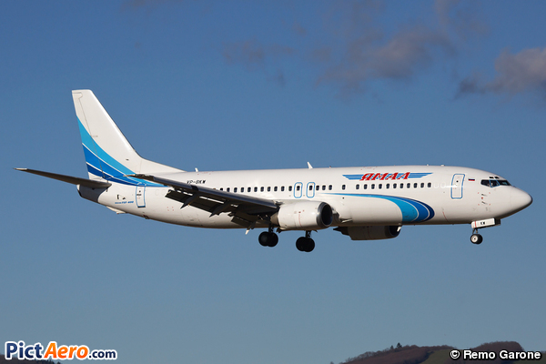 Boeing 737-4MO (Yamal Airlines)
