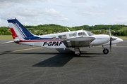 Piper PA-34-200T Seneca II (F-GPAF)