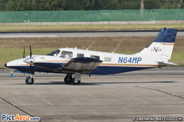 PA-34-220T Seneca V (Fly Team Inc Trustee, Wilmington DE)