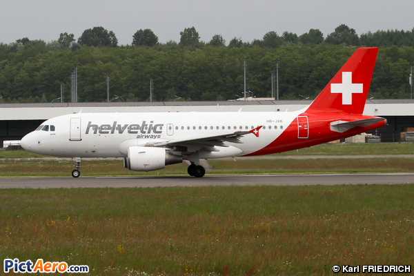 Airbus A319-112 (Helvetic Airways)